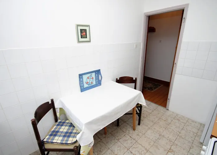 2379a Apartment Selce