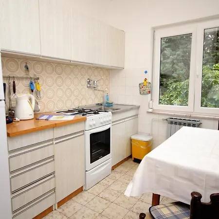 2379a Apartman Selce